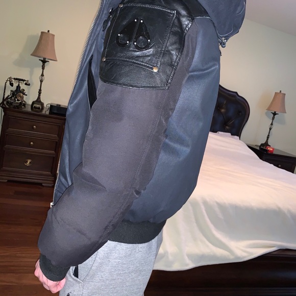 Moose knuckle - Picture 6 of 6